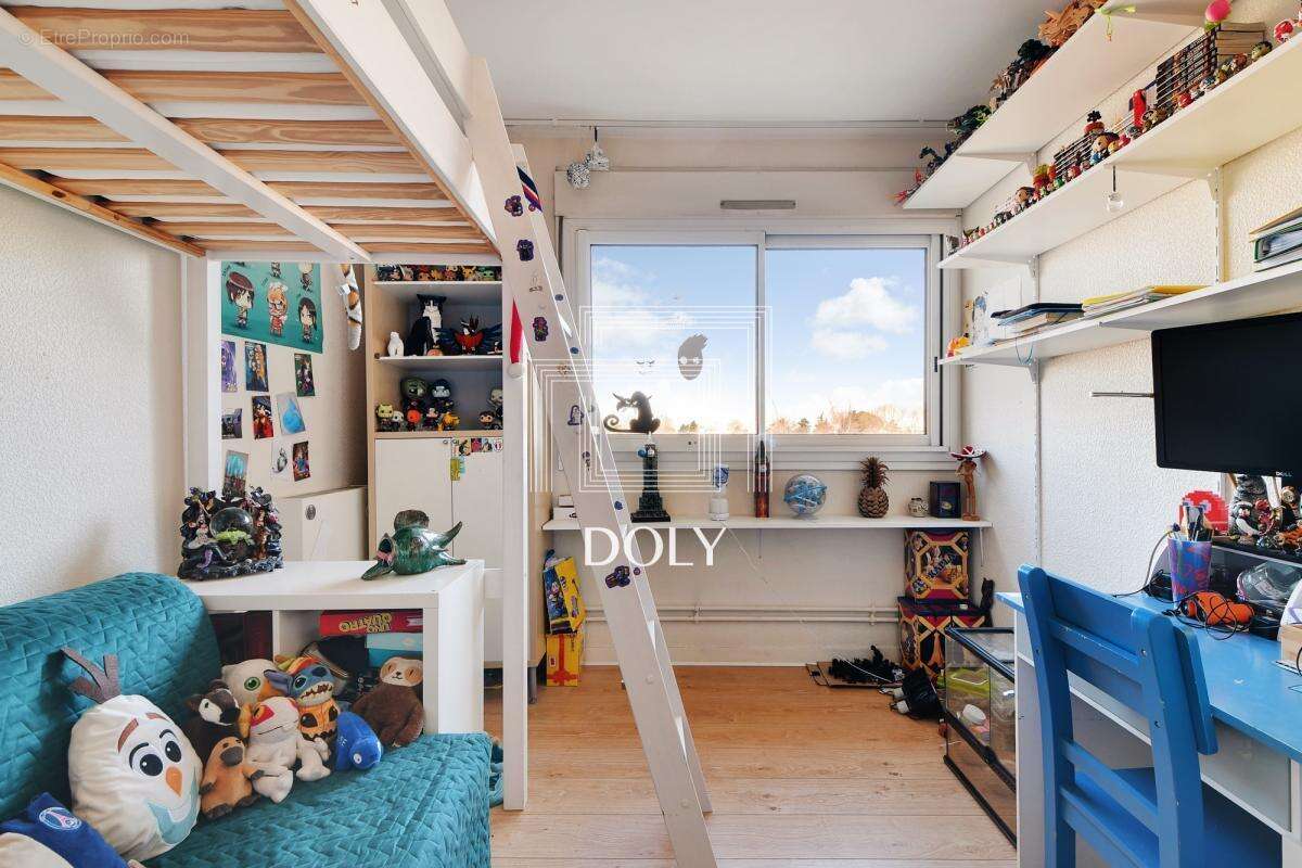 Appartement à RUEIL-MALMAISON