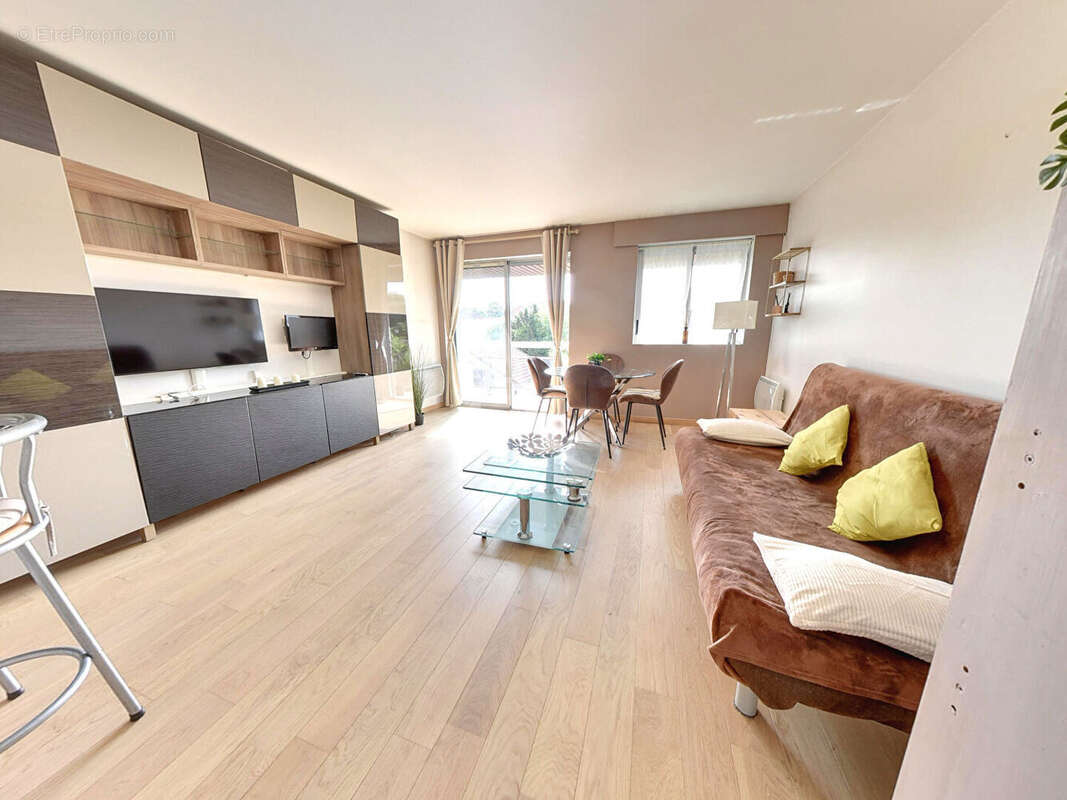 Appartement à BRY-SUR-MARNE