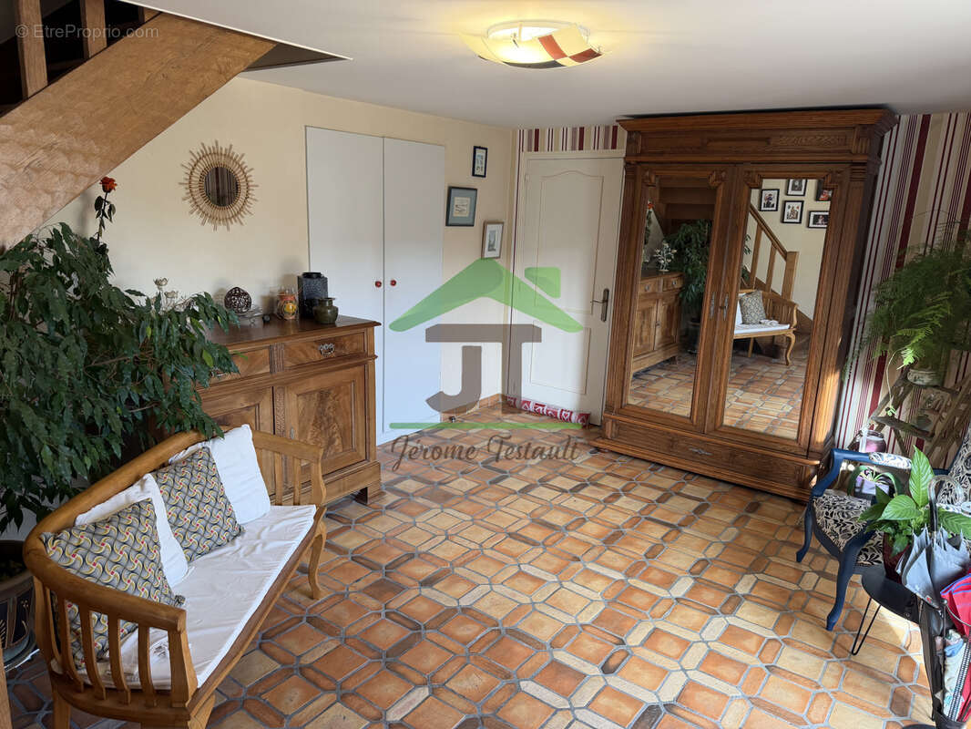 Maison à TOURNOISIS