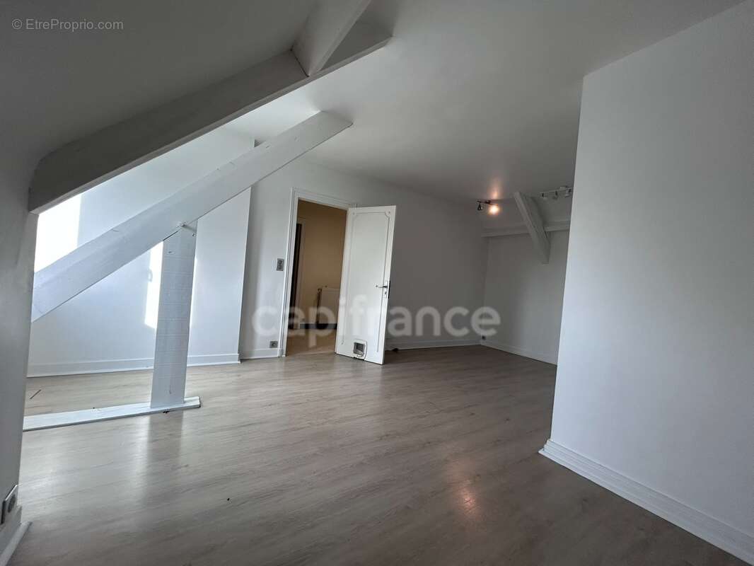 Maison à vendre 5 pièces CORGNAC SUR L'ISLE (24) - photo 33