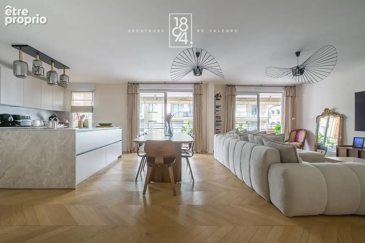 Superbe T4 de 120 m² avec terrasse et double Box - Carré d’Or - photo 3