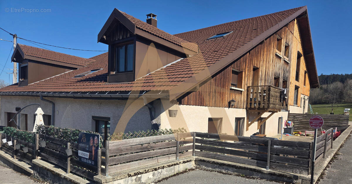 Appartement à LES FOURGS