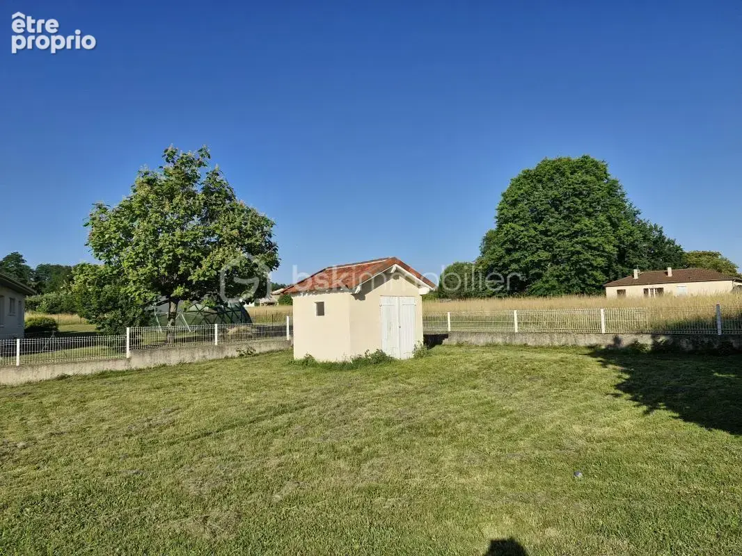 Belle maison en pierre de 123m2 sur son terrain clos de 1500m2 à Mouleydier - photo 11