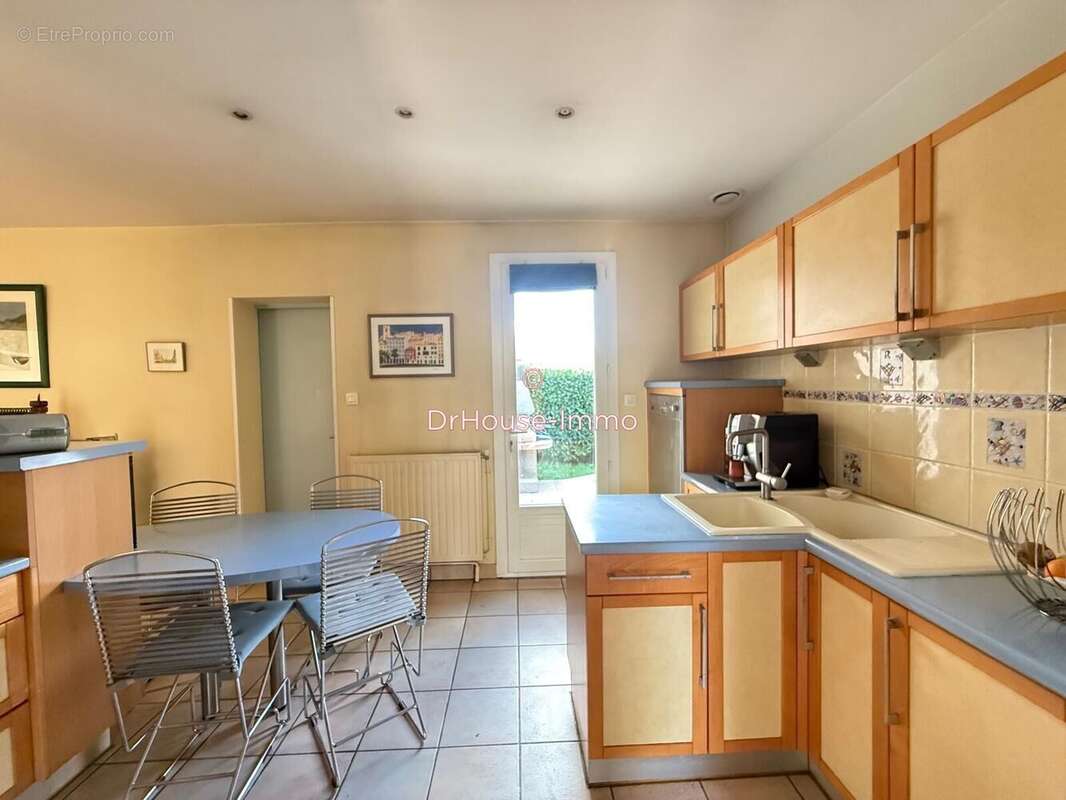 Maison à ARTIGUES-PRES-BORDEAUX