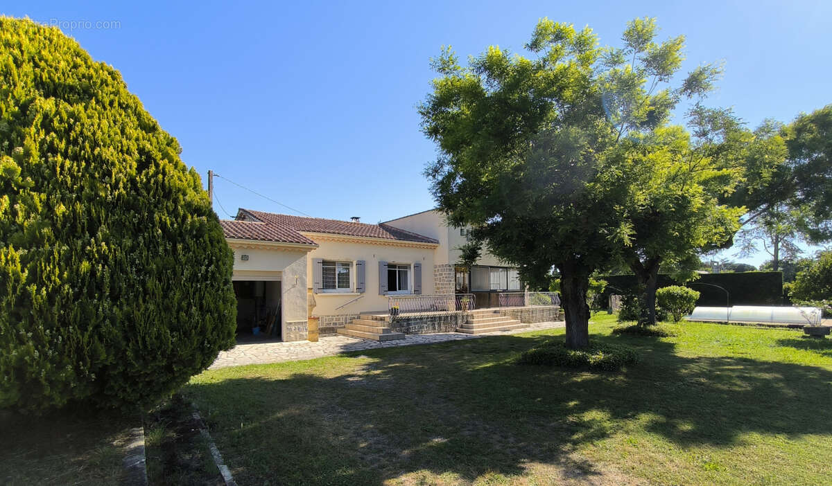 Maison à SAINT-LAURENT-LA-VERNEDE