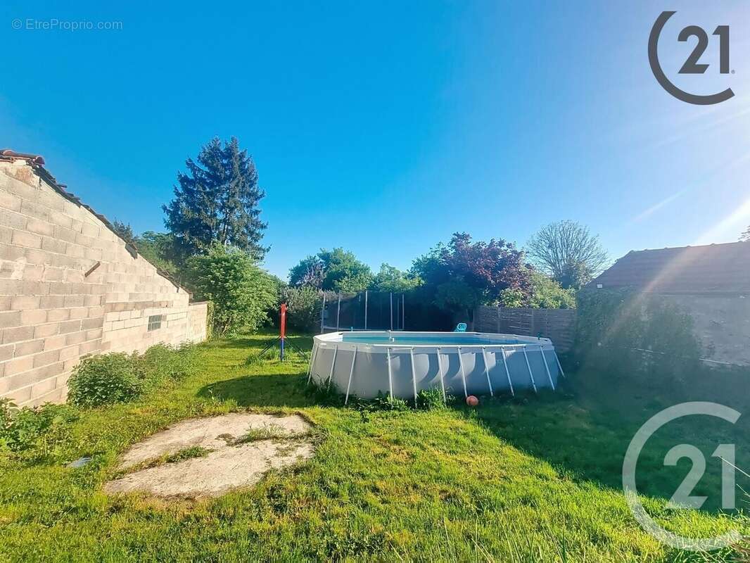 Maison à BETON-BAZOCHES