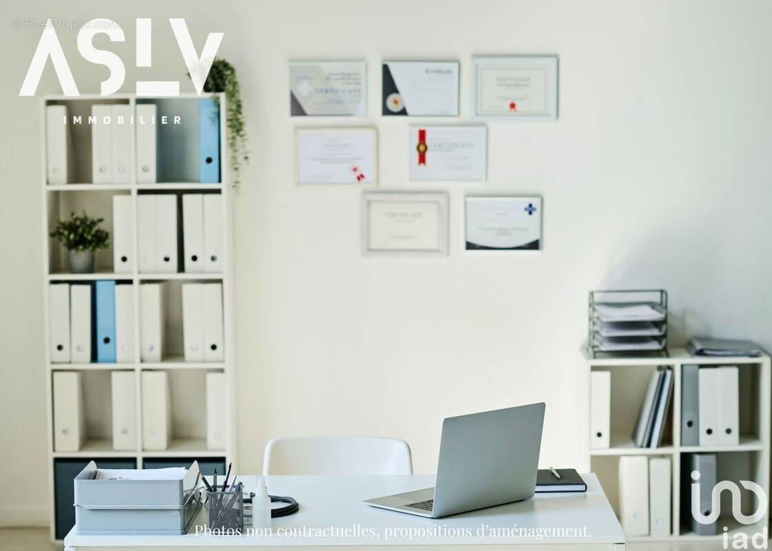 Photo 1 - Commerce à SIX-FOURS-LES-PLAGES