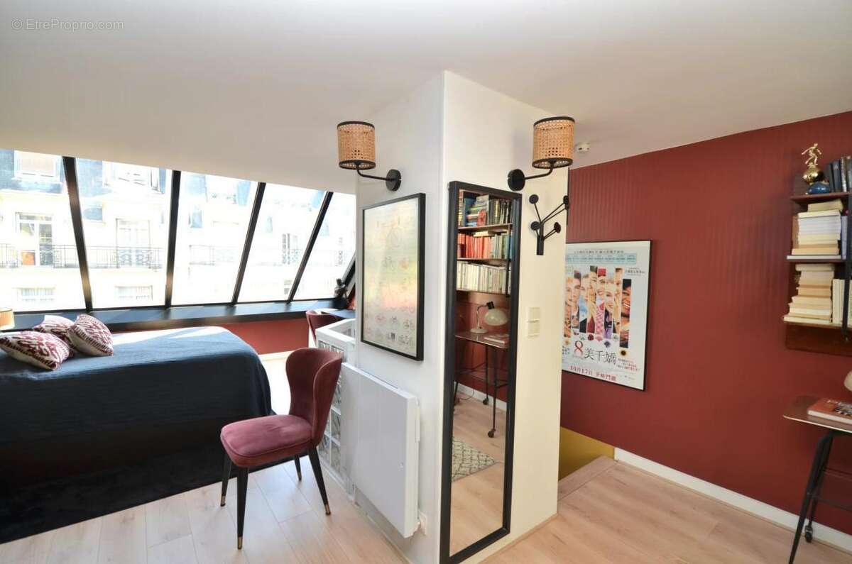 Appartement à PARIS-16E