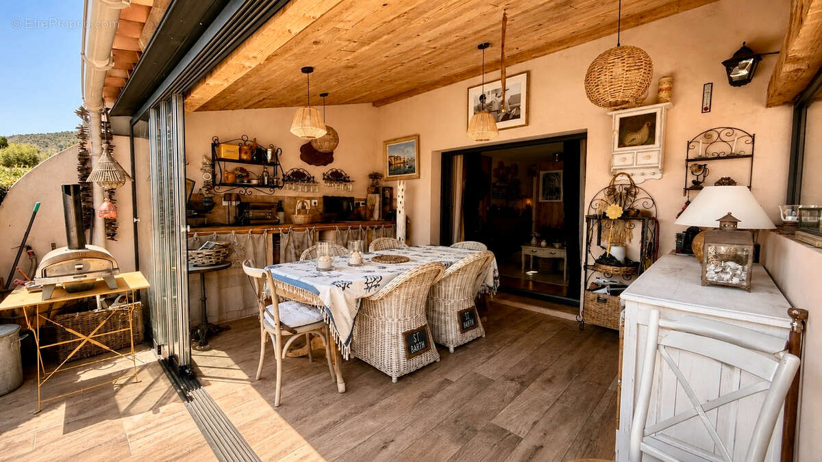 Appartement à LES ISSAMBRES