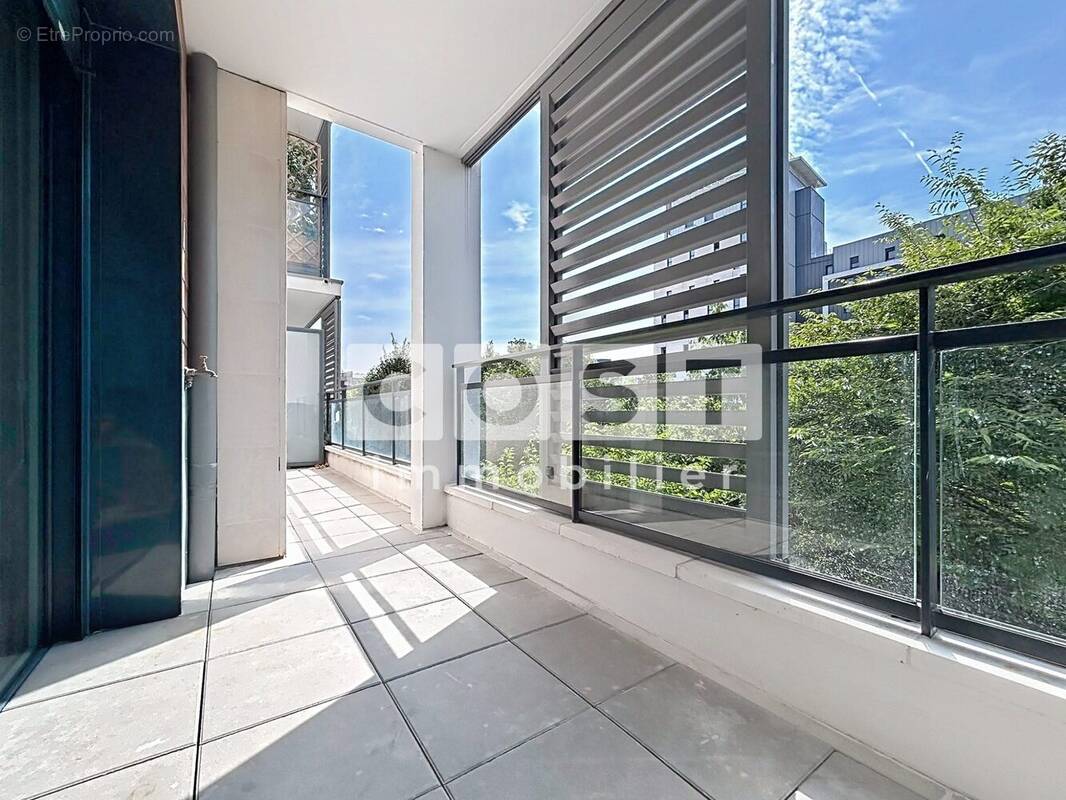 Appartement à COLOMBES