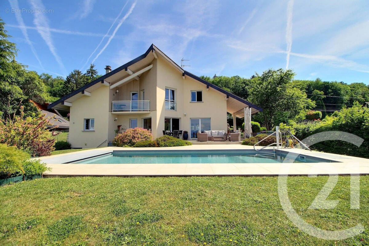 Maison à PUBLIER