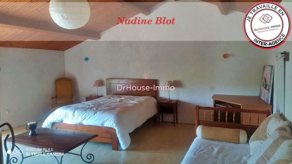 Maison à SAINT-MACAIRE-EN-MAUGES