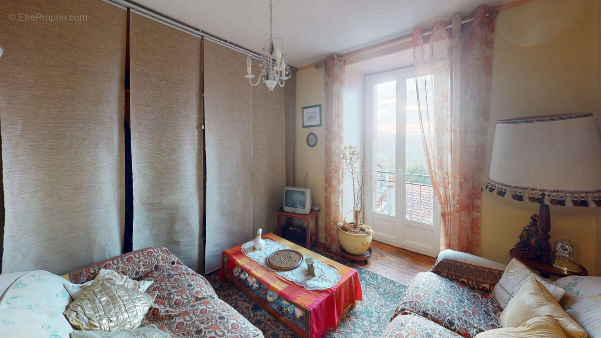 Appartement à LE MONASTIER-SUR-GAZEILLE