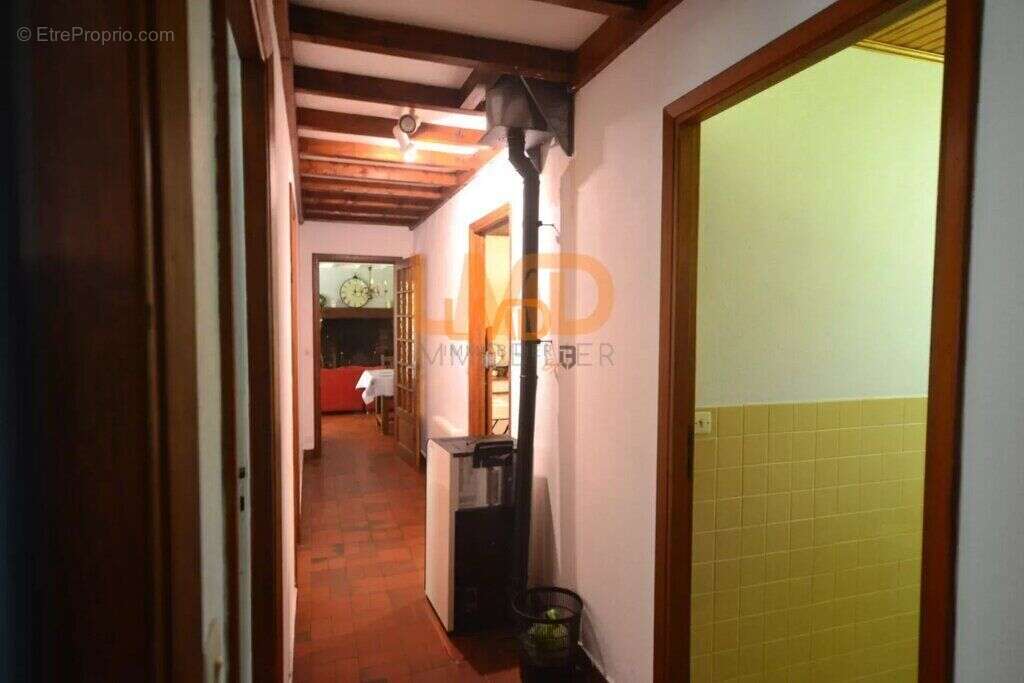 Maison de 4 pièces avec terrain dans un havre de paix - photo 3