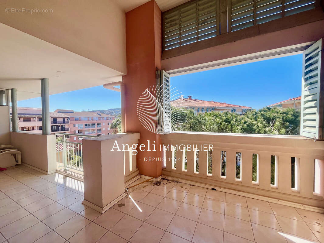 Appartement à FREJUS