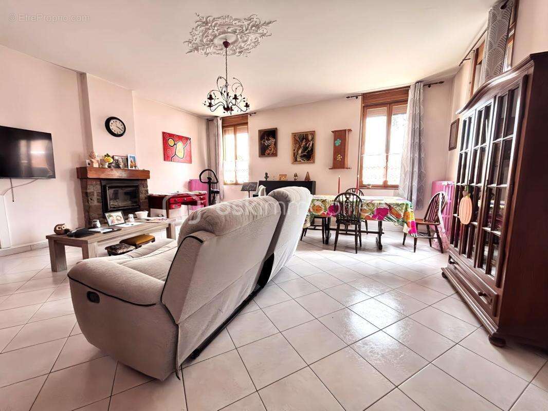 Maison à ROEULX