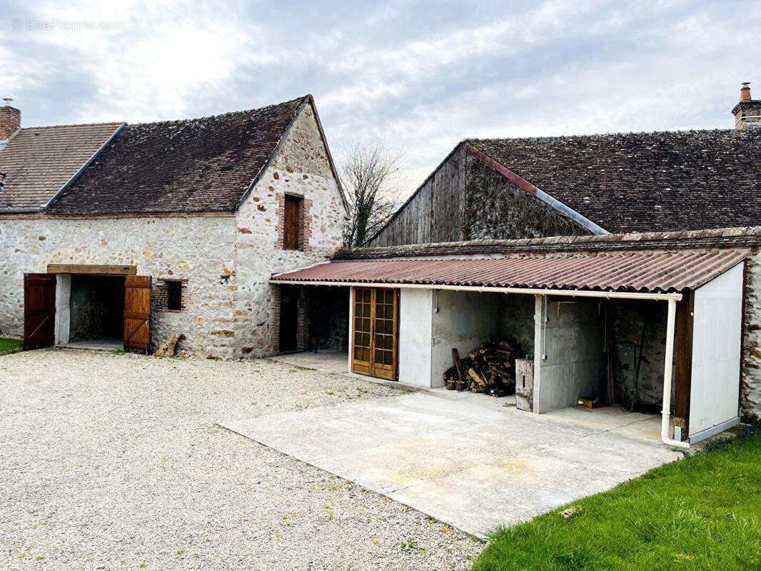 Maison à PONT-SUR-SEINE