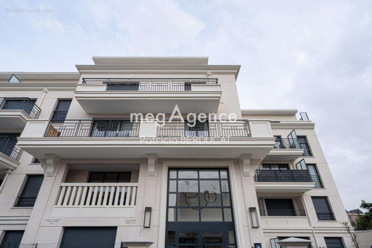 Appartement à SAINT-MAUR-DES-FOSSES