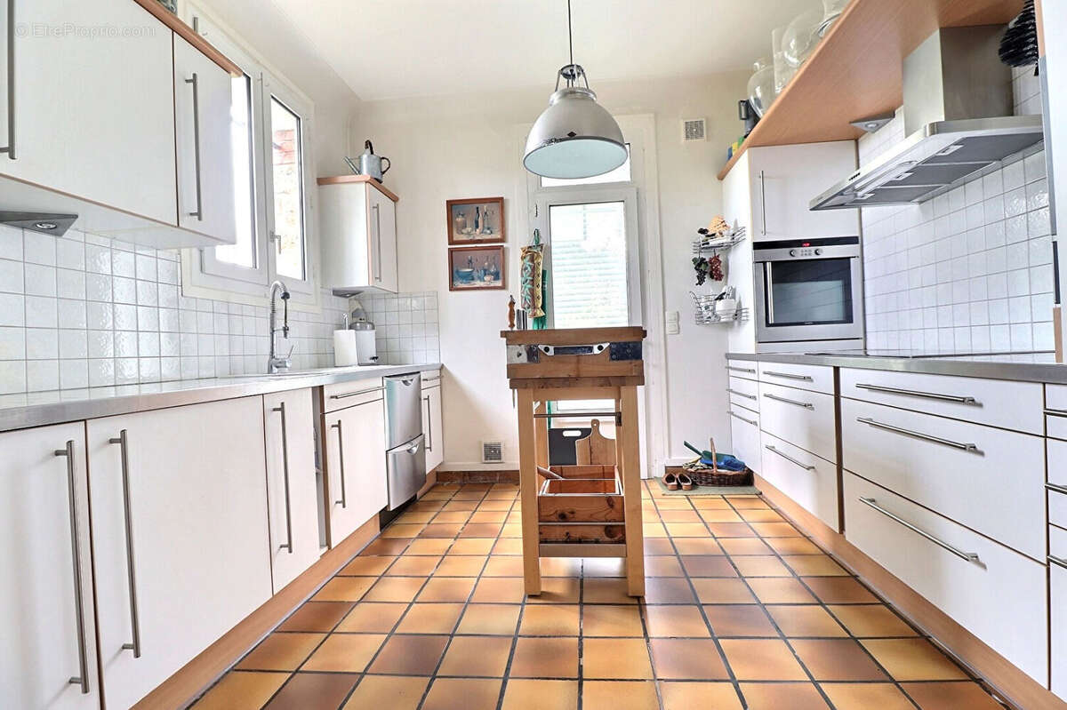 Maison à MAREIL-MARLY