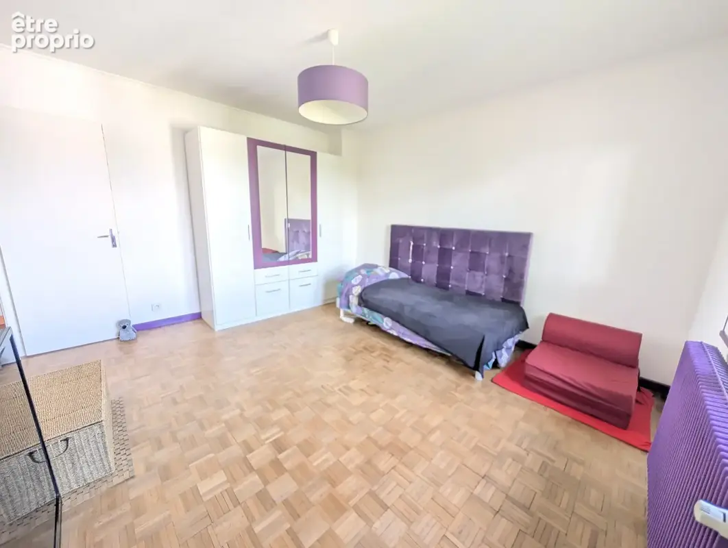 Maison avec vue dégagée, RER C à pied - photo 21