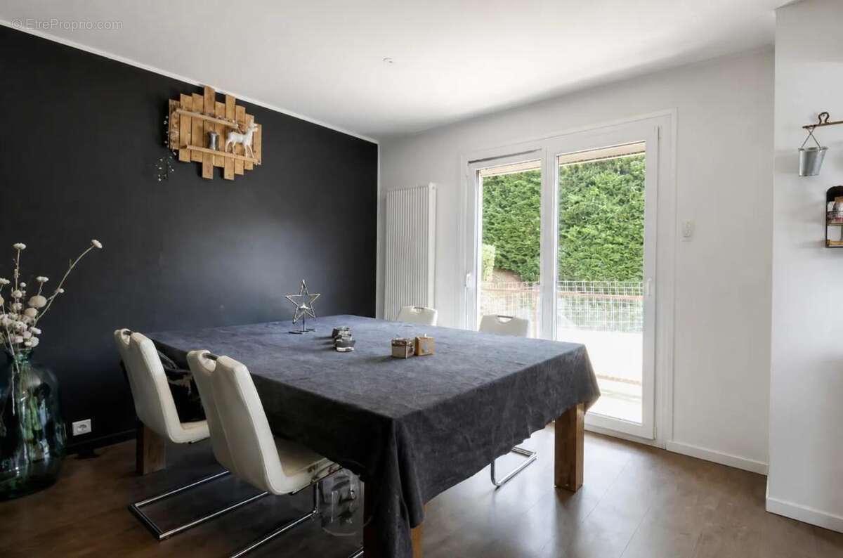 Maison de 8 pièces de 140 m² située à Four - photo 6
