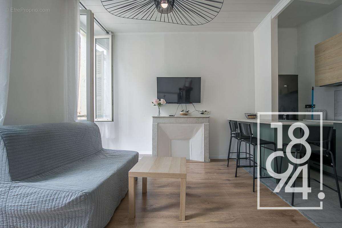 Appartement à MARSEILLE-6E