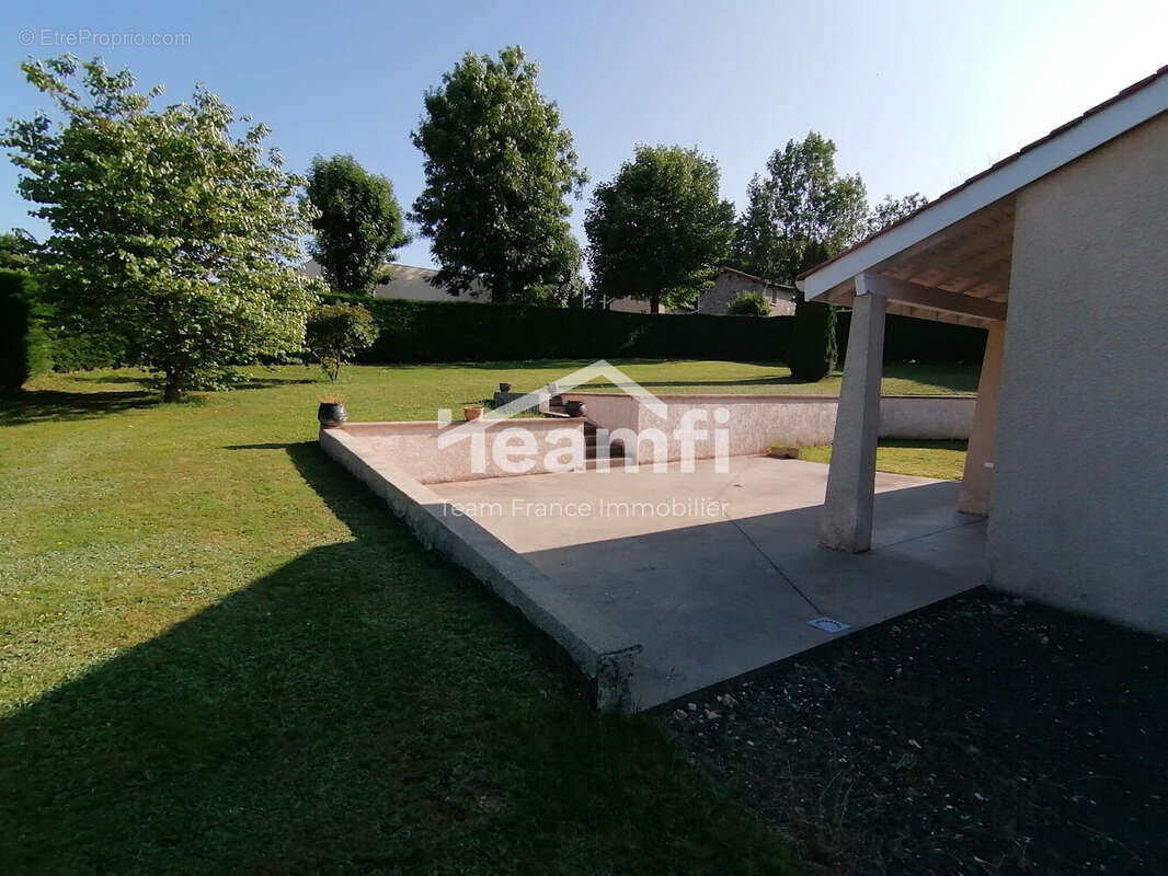 Maison à LES VILLETTES