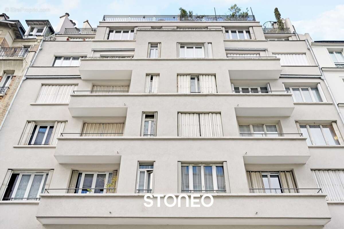 Appartement à PARIS-15E