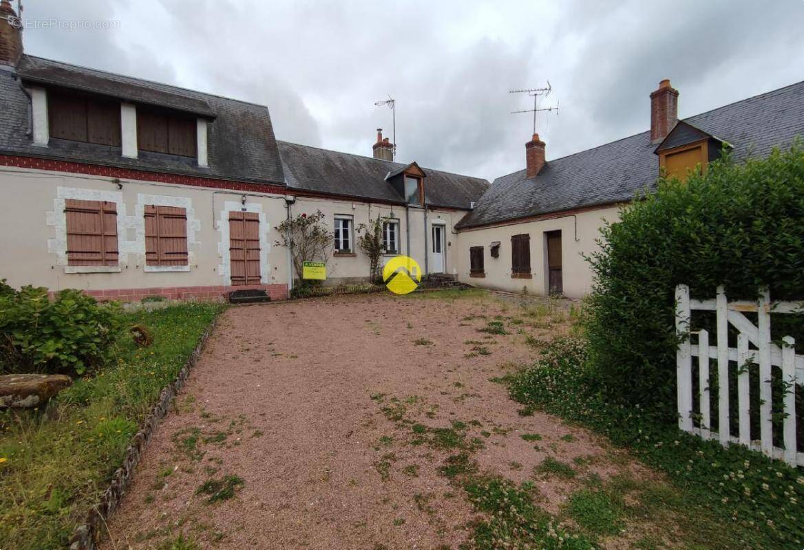 Maison à VAILLY-SUR-SAULDRE