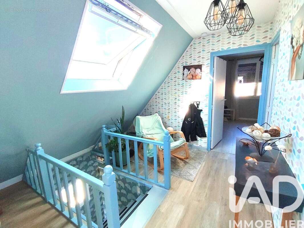 Maison 110 m² à Saint-Leonard  - photo 8