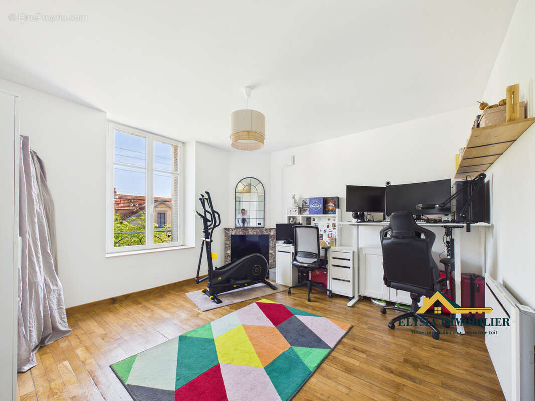 Appartement à PAGNY-SUR-MOSELLE