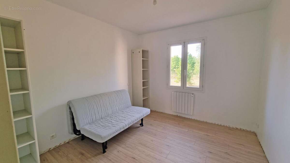 Maison à MANZAC-SUR-VERN