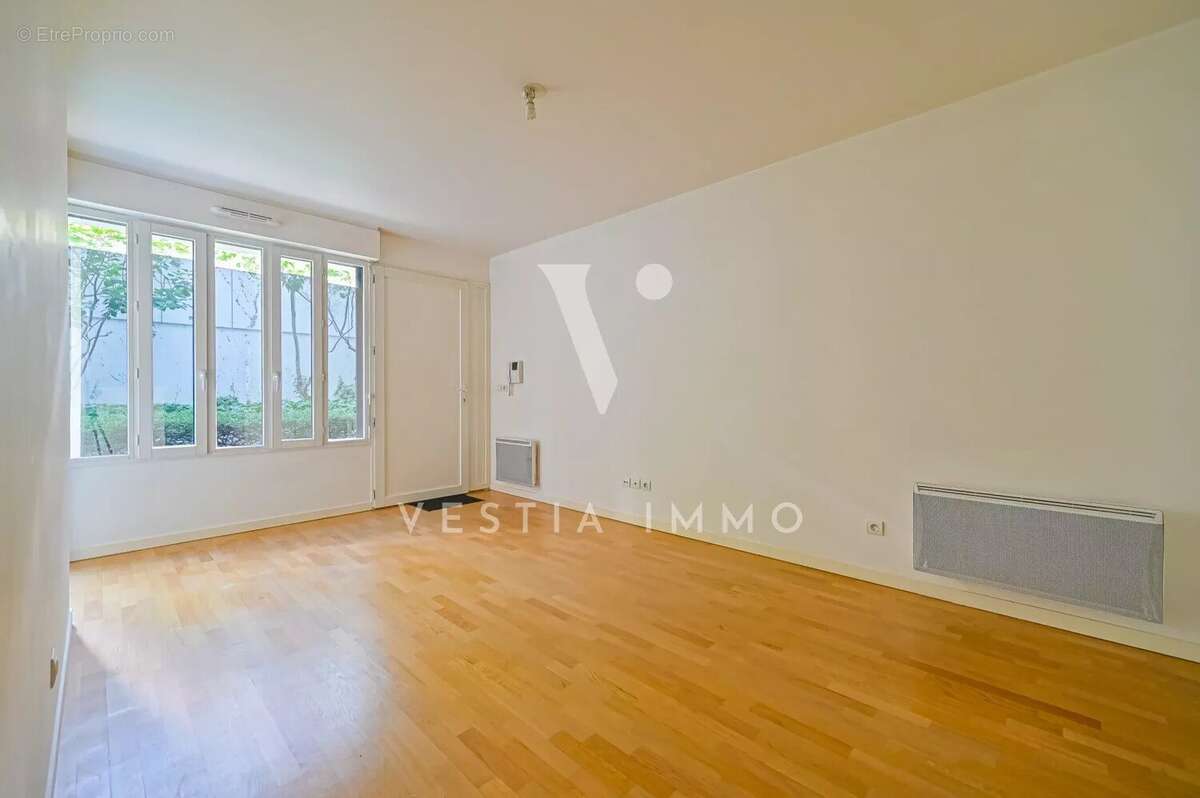 Paris 20e – saint-fargeau  2p habition/professionnel/investissement   au calme - photo 3