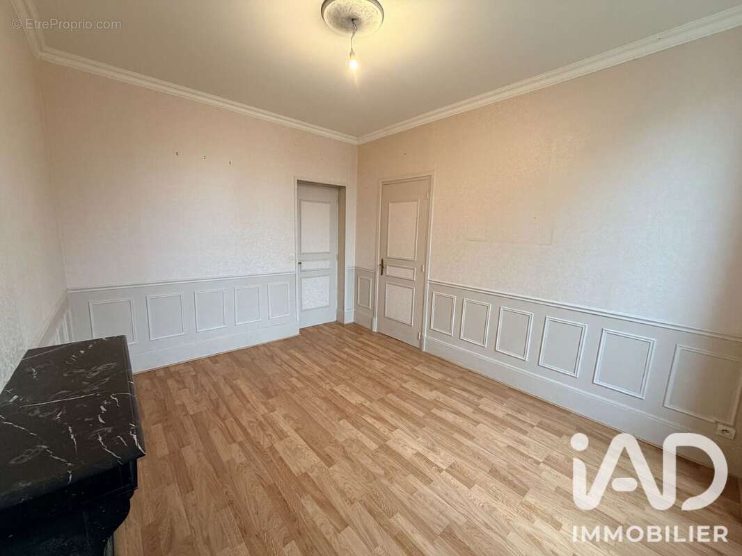 Appartement 97 m² à Nangis  - photo 3