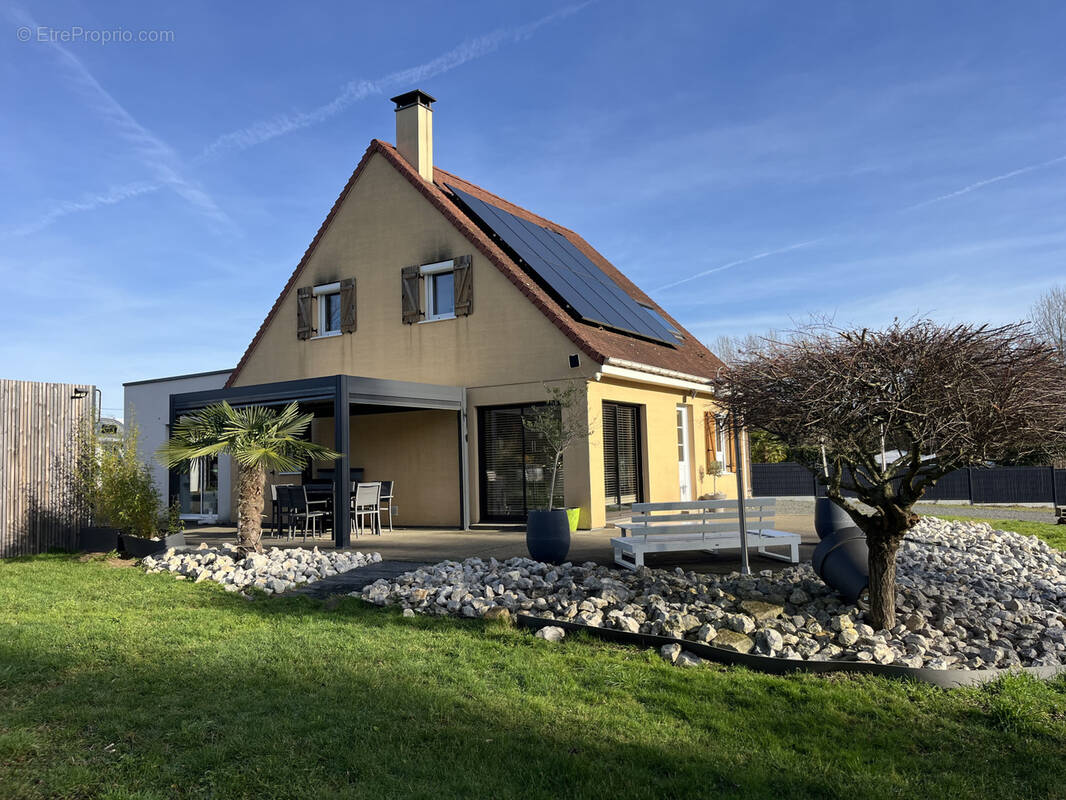 Maison à SAINT-MARS-DE-LOCQUENAY