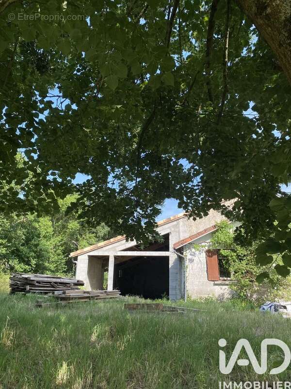 Photo 2 - Maison à BRIOUX-SUR-BOUTONNE
