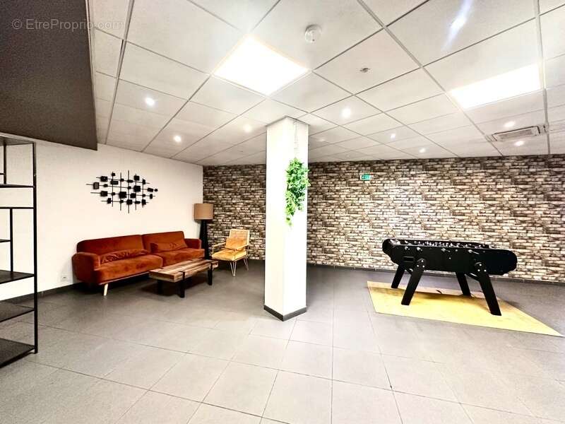 Appartement à MARSEILLE-1E