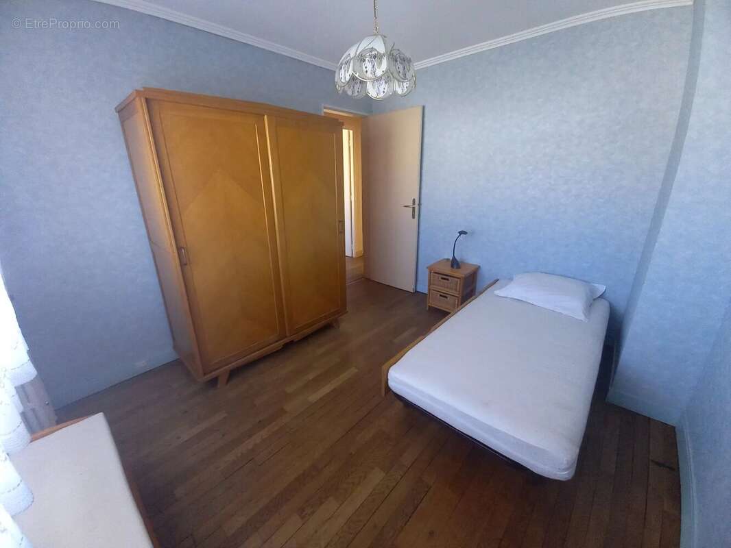 Maison 85 m² à Bobigny  - photo 5