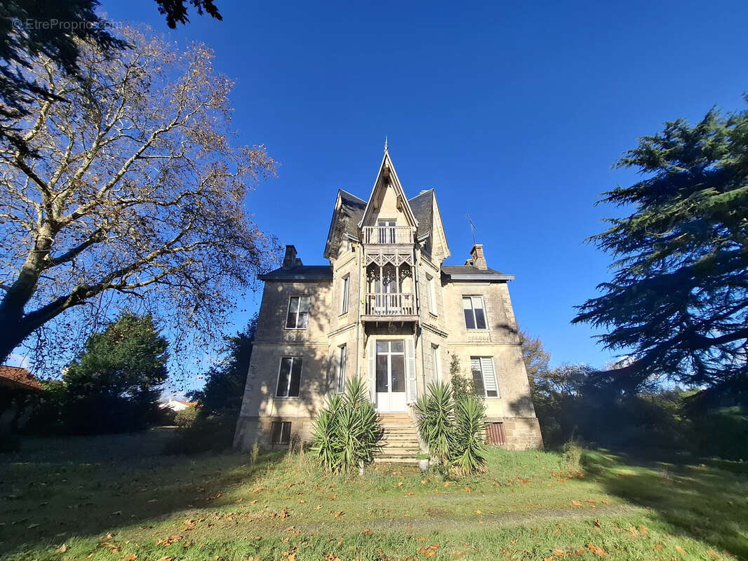 Maison à SAINT-GERVAIS