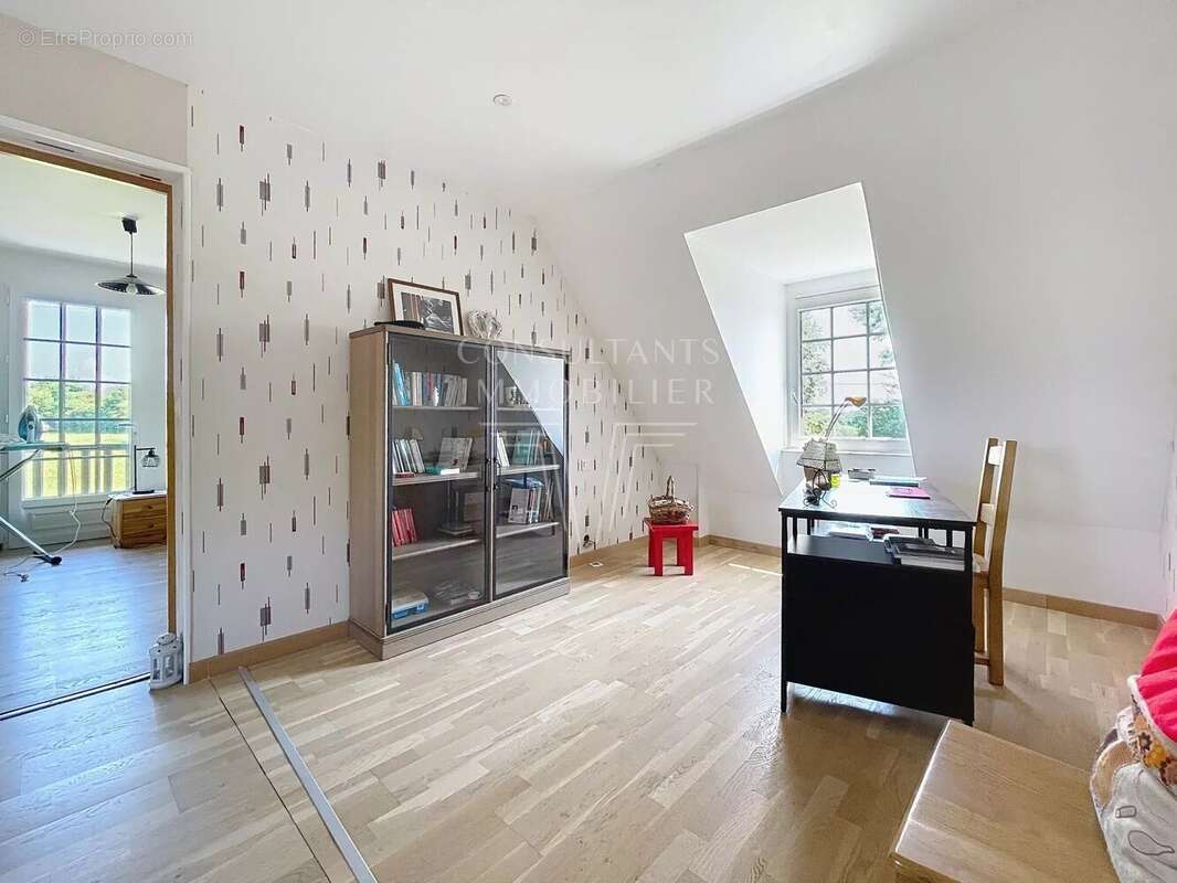 Maison à PONT-L&#039;EVEQUE