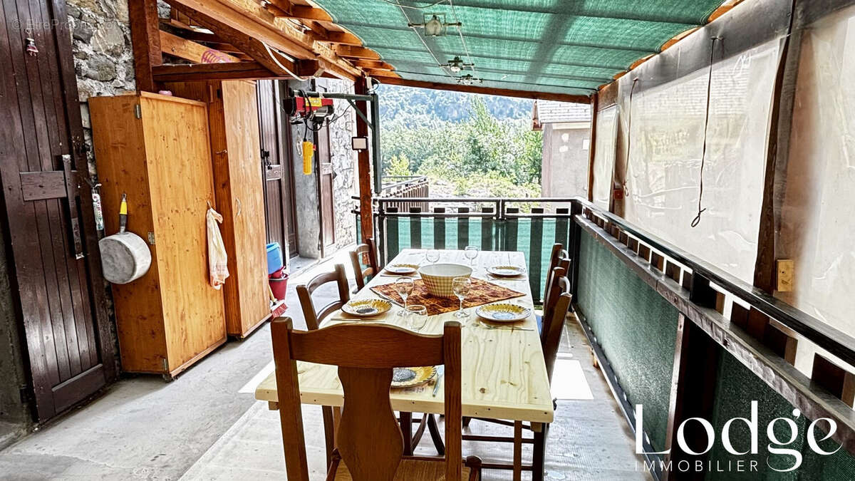 Maison 145 m² à L'argentiere-La-Bessee  - photo 7