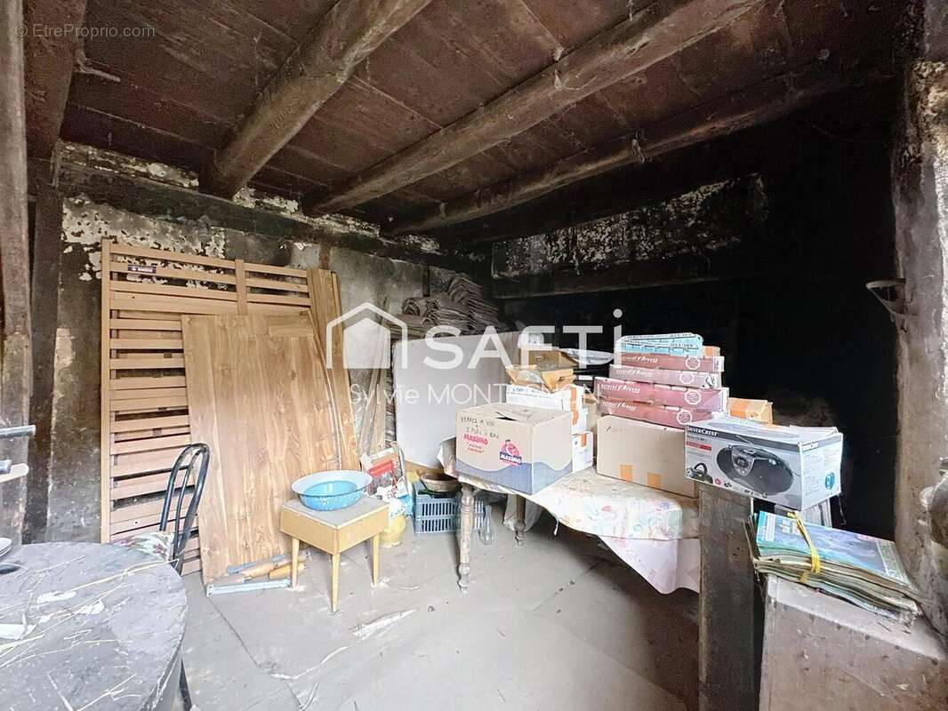 Photo 2 - Maison à SAINT-ETIENNE-DE-CROSSEY