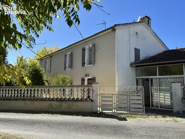 Photo Maison à Mezin au prix de 260 000€