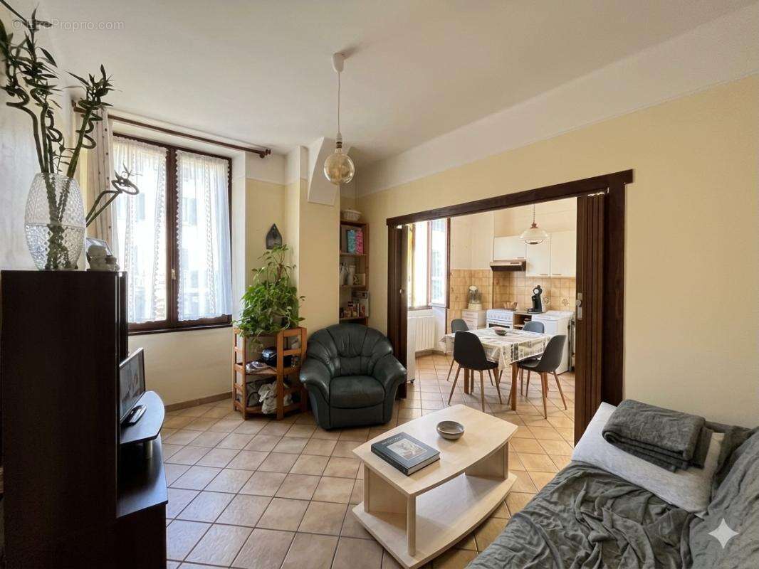 Appartement à ALBERTVILLE