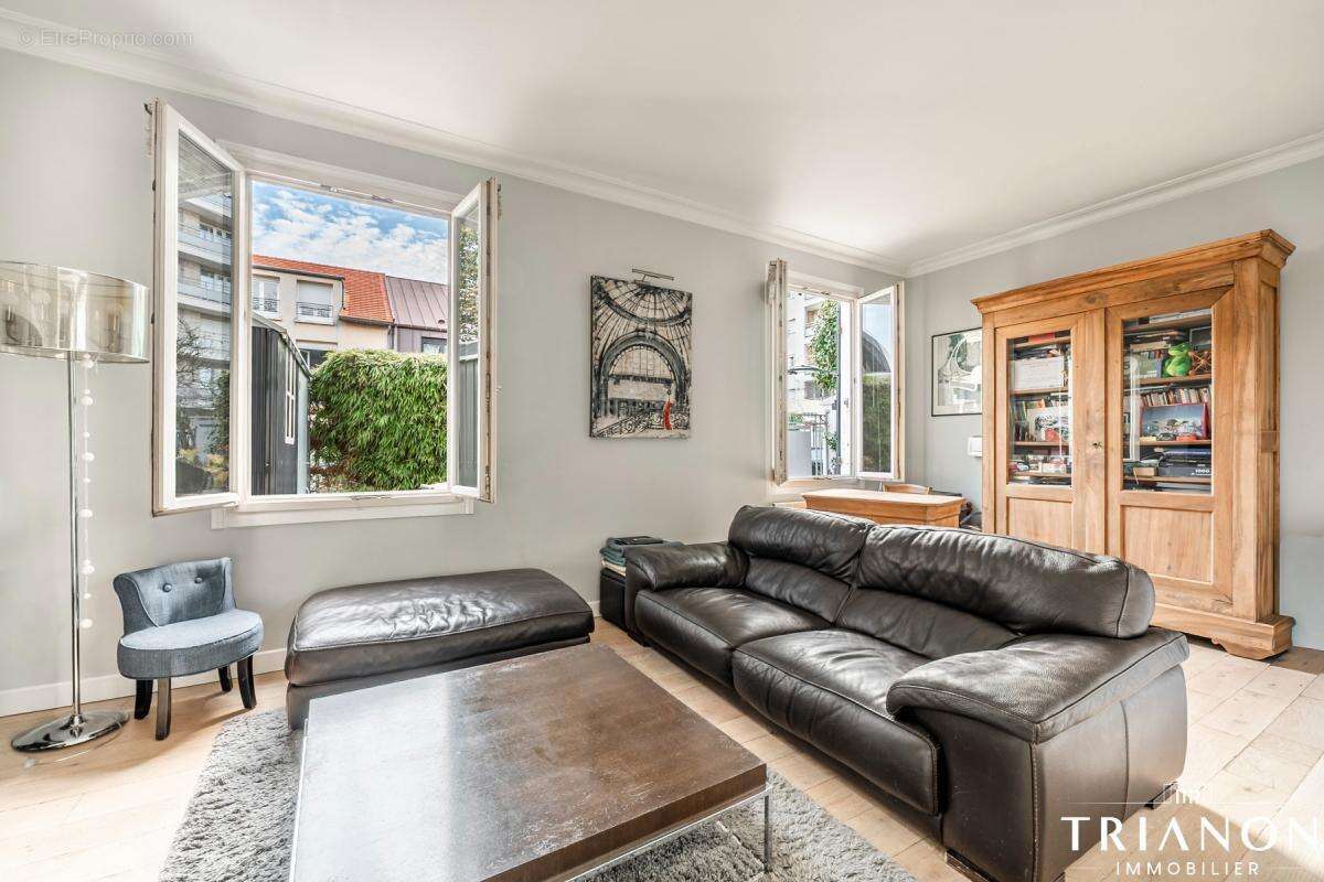 A vendre a suresnes quartier republique maison 7 pieces / 5 chambres - photo 8