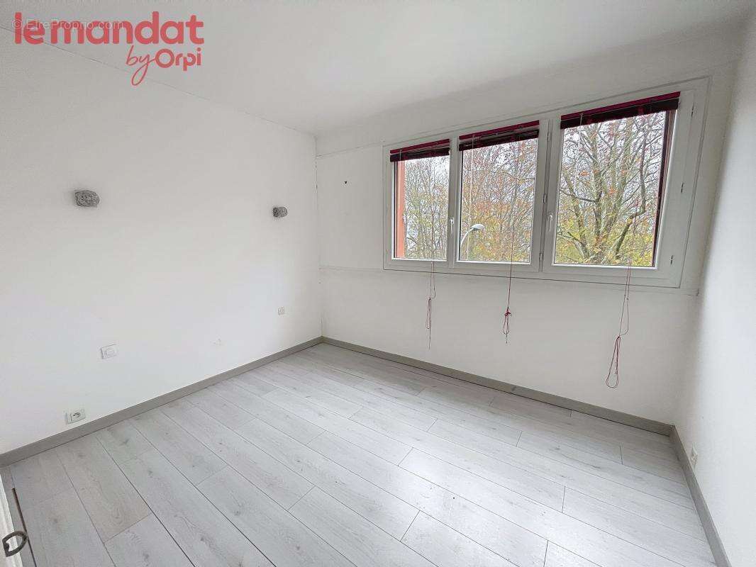 Appartement à AUBERGENVILLE