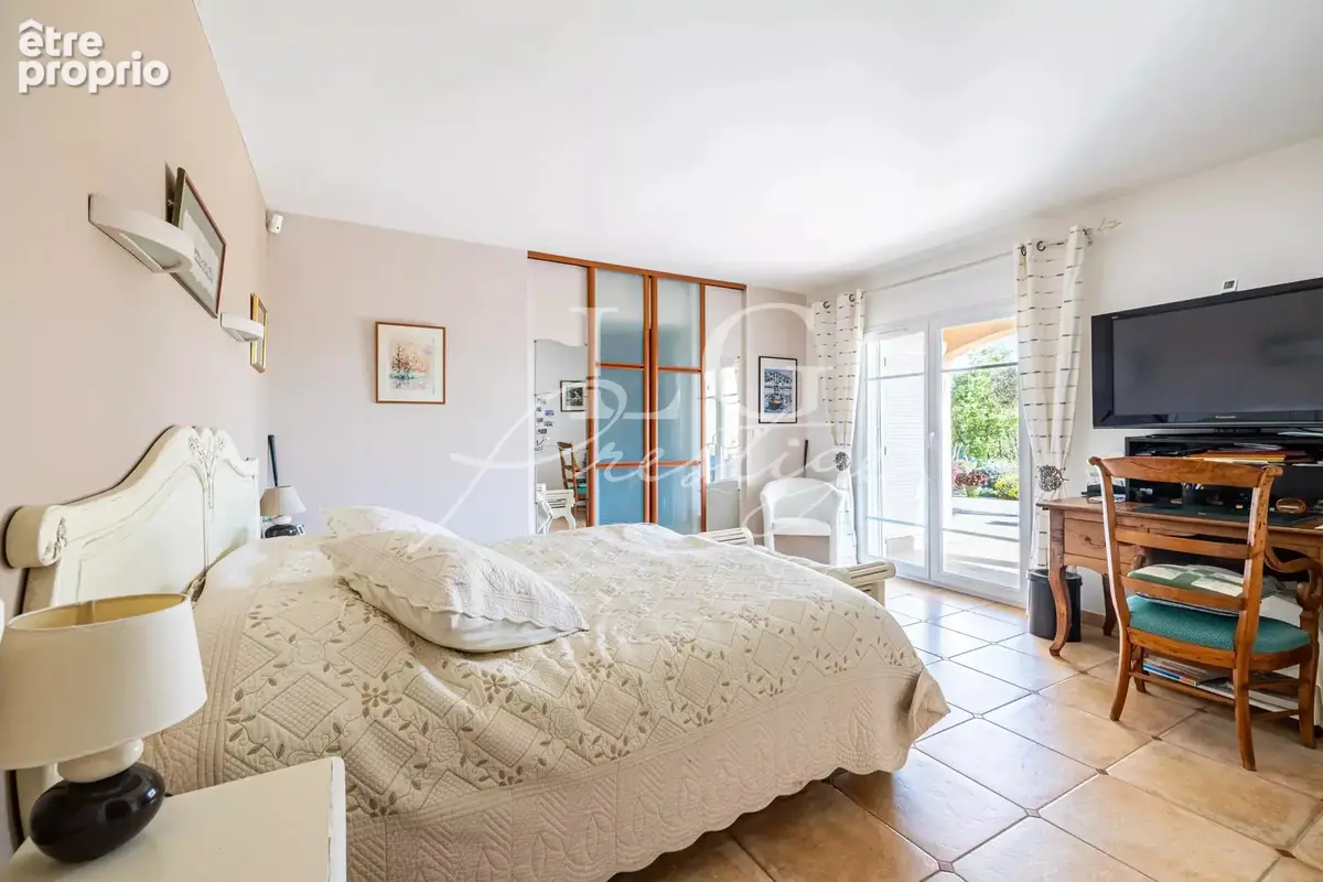 Superbe villa 5 pieces avec piscine - photo 12