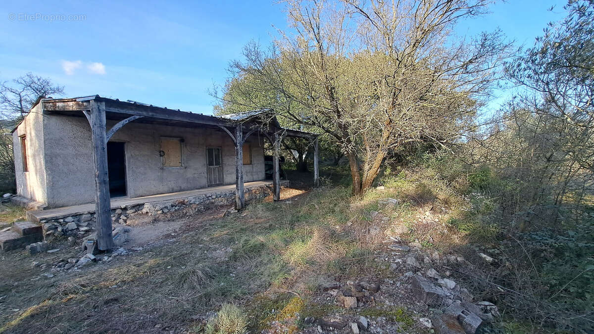 Terrain à MOULES-ET-BAUCELS