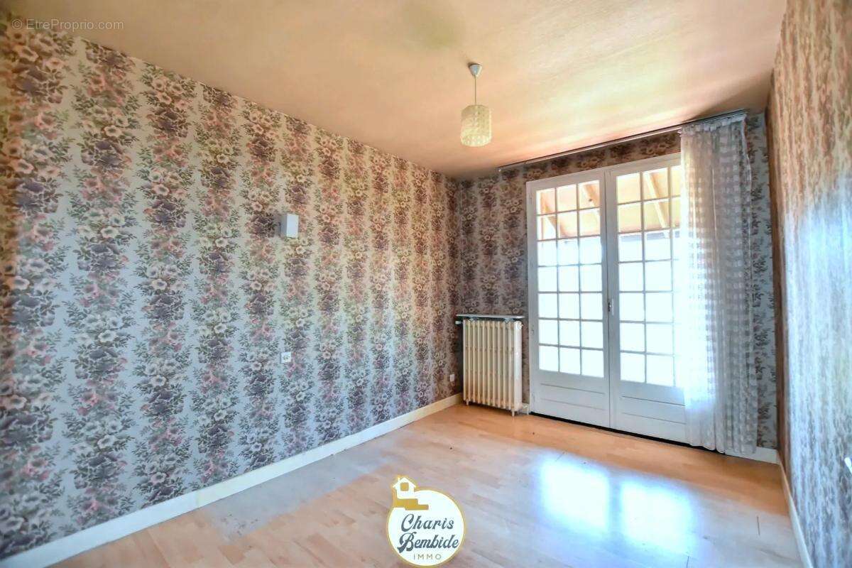 Maison à BERNIS