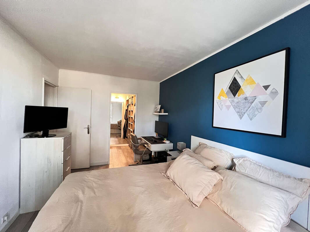 Appartement à VAUX-LE-PENIL